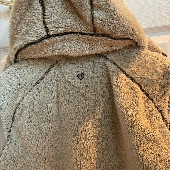 KÜHL Flight Vest Italian Fleece Stowable Hood Full Zip Cream Tan Brown Warm Cozy - Picture 8 of 16